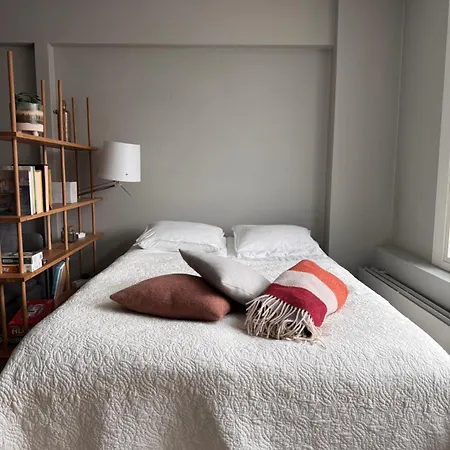 Stylish Penthouse Studio, With Cozy Balcony * Helsinki