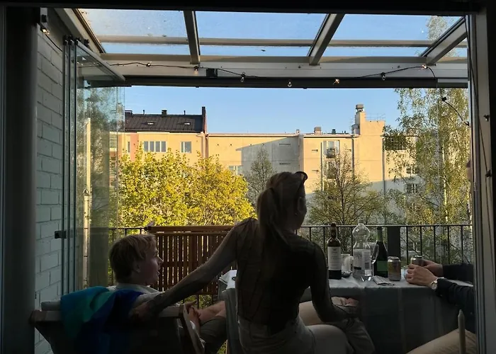 Stylish Penthouse Studio, With Cozy Balcony Helsinki