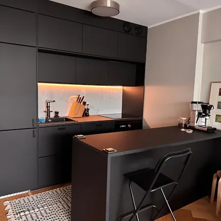 Stylish Penthouse Studio, With Cozy Balcony *